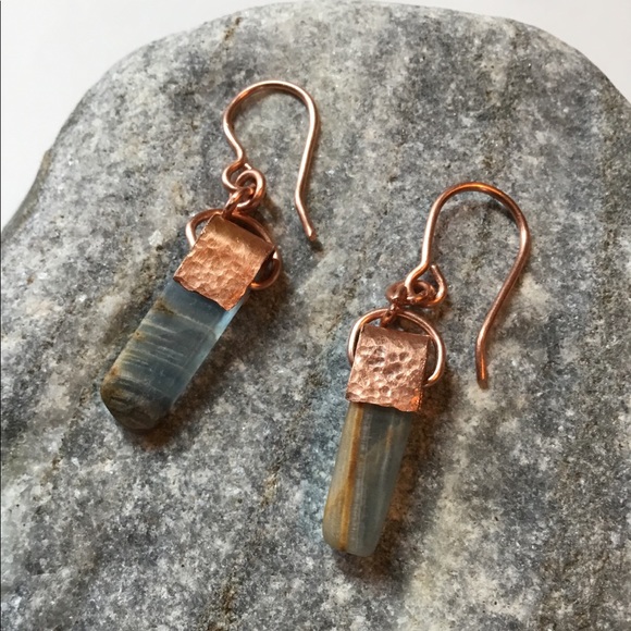Copper Vintage Style Earrings with Blue calcite. - Picture 1 of 7